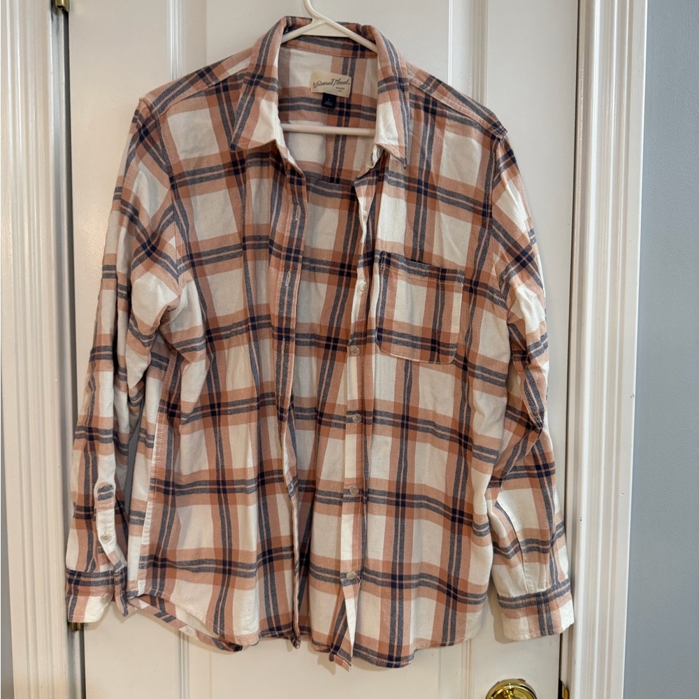 Goodfellow & Co Women’s Casual Plaid Shirt in Cream and Brown